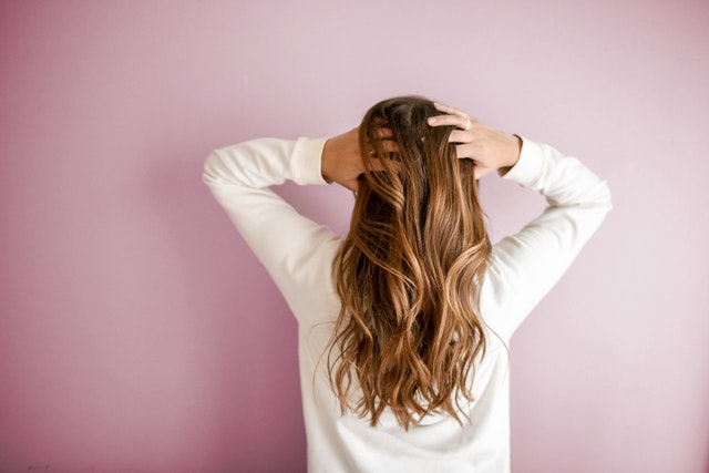 how to use coconut oil in hair
